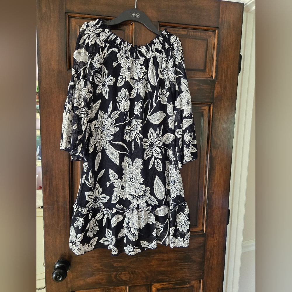 Westport Blue and White Floral Long Sleeve Dress. Offsholder, XS